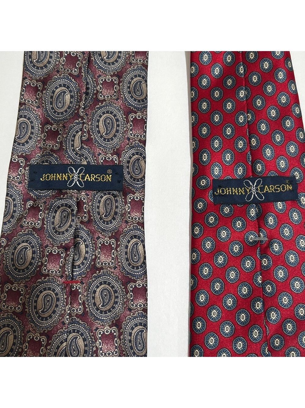 Johnny Carson vintage Elegant Paisley and Geometric Patterned Ties. Set of 2. - Picture 2 of 10
